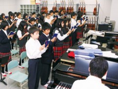 日本高中留学音乐室