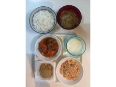 中日网日本留学网学生宿舍日常伙食（09.13）
