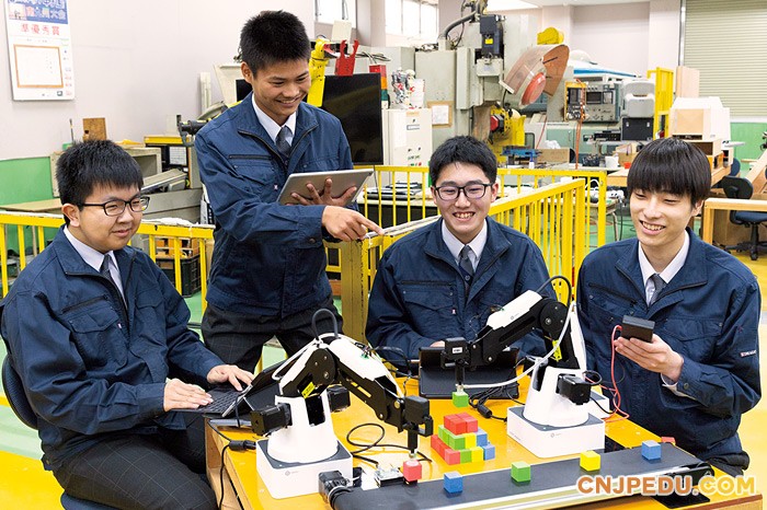 img_mechatronics_main_副本